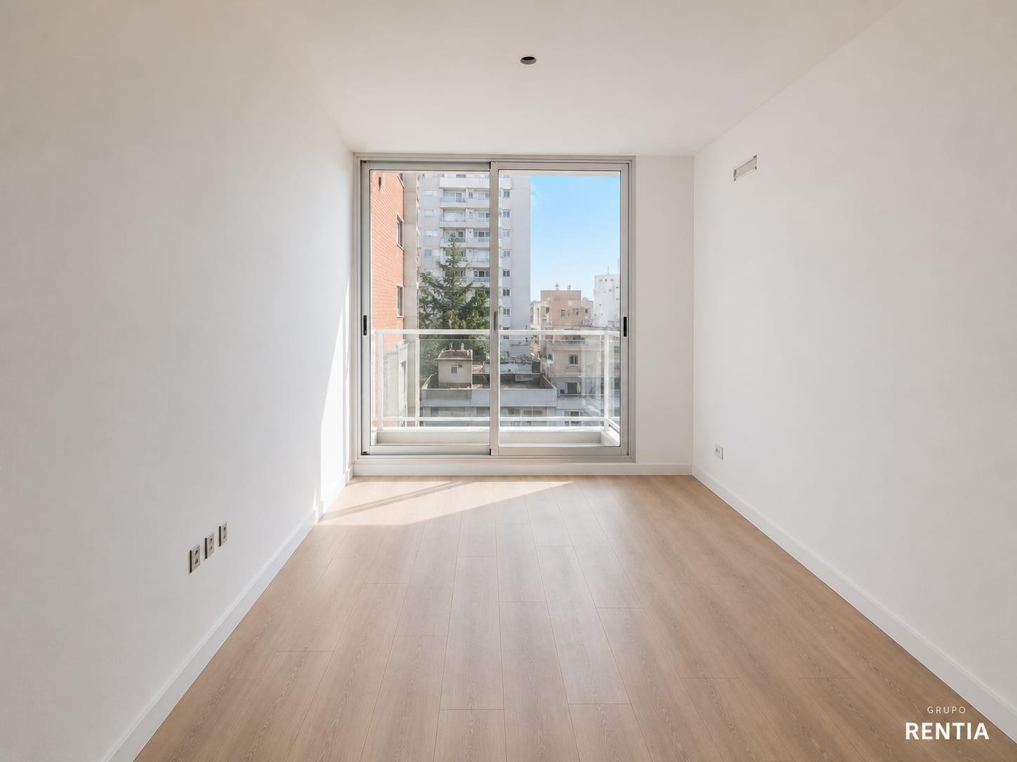 Alquiler Apartamento 1 Dormitorio Al Frente Con Balcon En Cordon · Foto 6