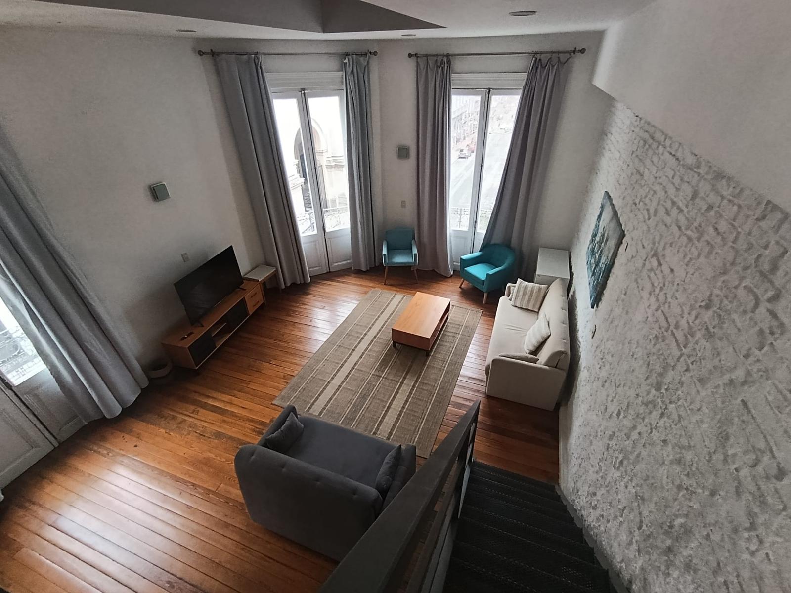 Apartamentos tipo loft en ciudad vieja amoblado.