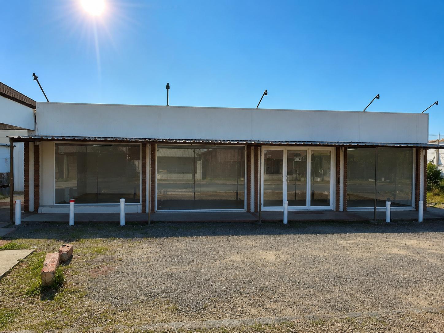 Alquiler de Local de 240 m² en el Real de San Carlos, Colonia del Sacramento