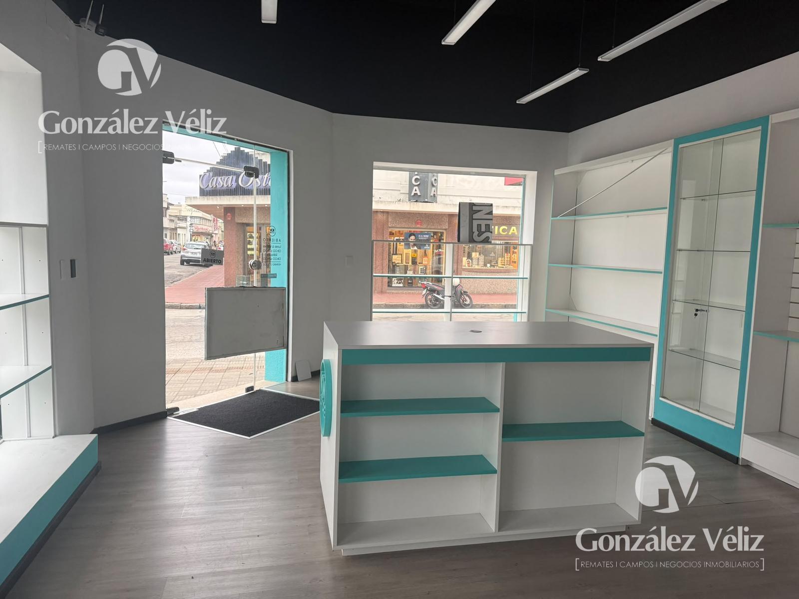 Local en Carmelo · Foto 4