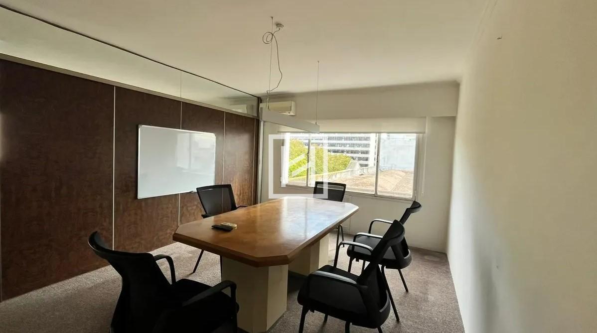 Edificio Matriz (5) - Alquiler Gran Oficina en Ciudad Vieja | 109 m² | Frente a Plaza Matriz · Foto 5