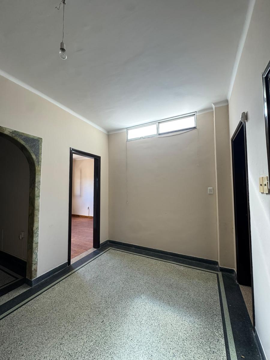 Alquiler Casa de altos 2 dormitorios con balcón a Gral. Flores en Cerrito · Foto 6