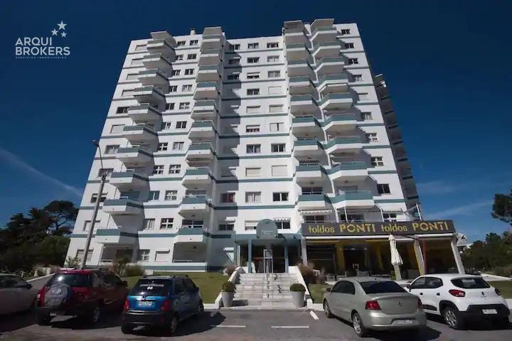 Apartamento de 2 dormitorios con garaje en Punta del Este – Aidy Grill - foto 2