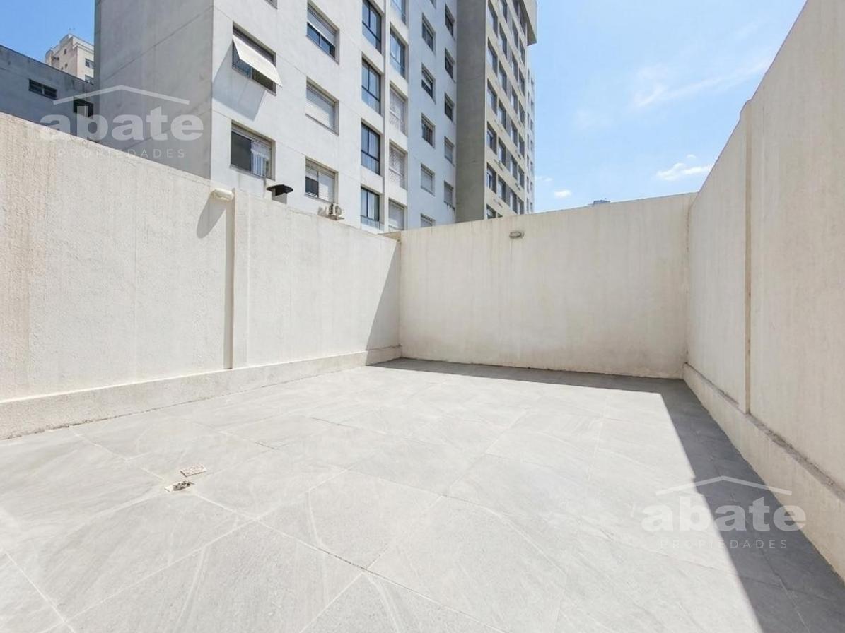 Alquiler 1 dormitorio con placard y patio de uso exclusivo!
