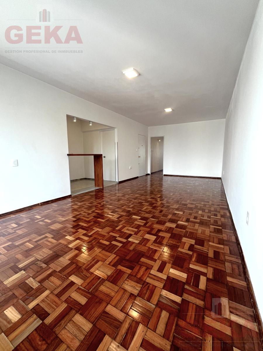 Sobre Av. Brasil a nuevo 2 dormitorios, 2 baños, terraza al norte, calefaccion y garaje incluidos · Foto 8