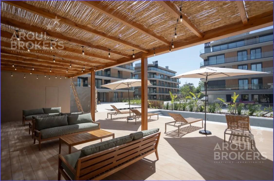 Apartamento de dos dormitorios en alquiler en Barra de Carrasco - 001