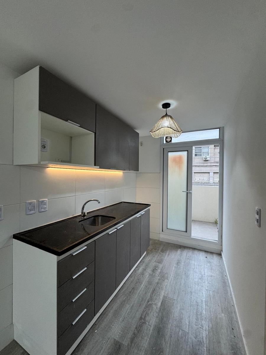 Apartamento de apartamento de 1 dormitorio | con patio y excelente zona. Aguada. · Foto 8