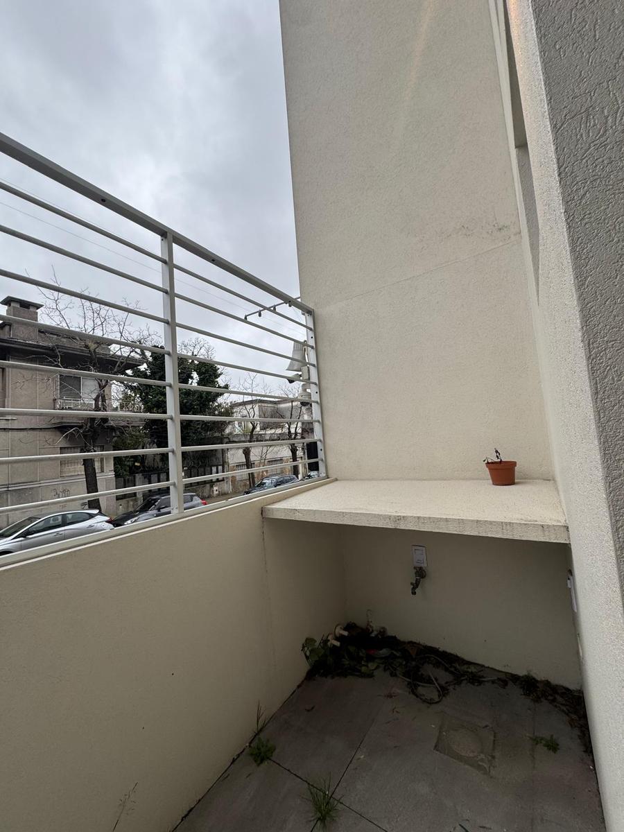 Apartamento de apartamento de 1 dormitorio | con patio y excelente zona. Aguada. · Foto 9