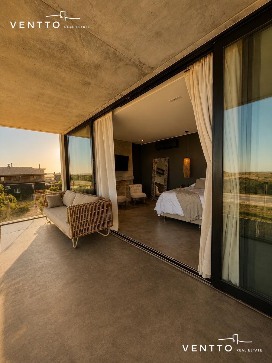 Exclusiva Casa en Primera Línea de La Juanita - foto 4