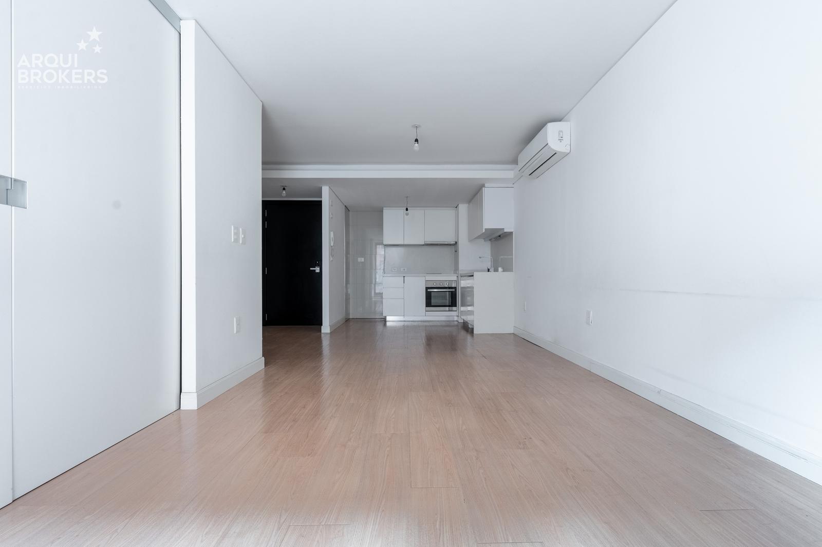 Apartamento de 1 dormitorio en alquiler en Centro, garaje opcional · Foto 8
