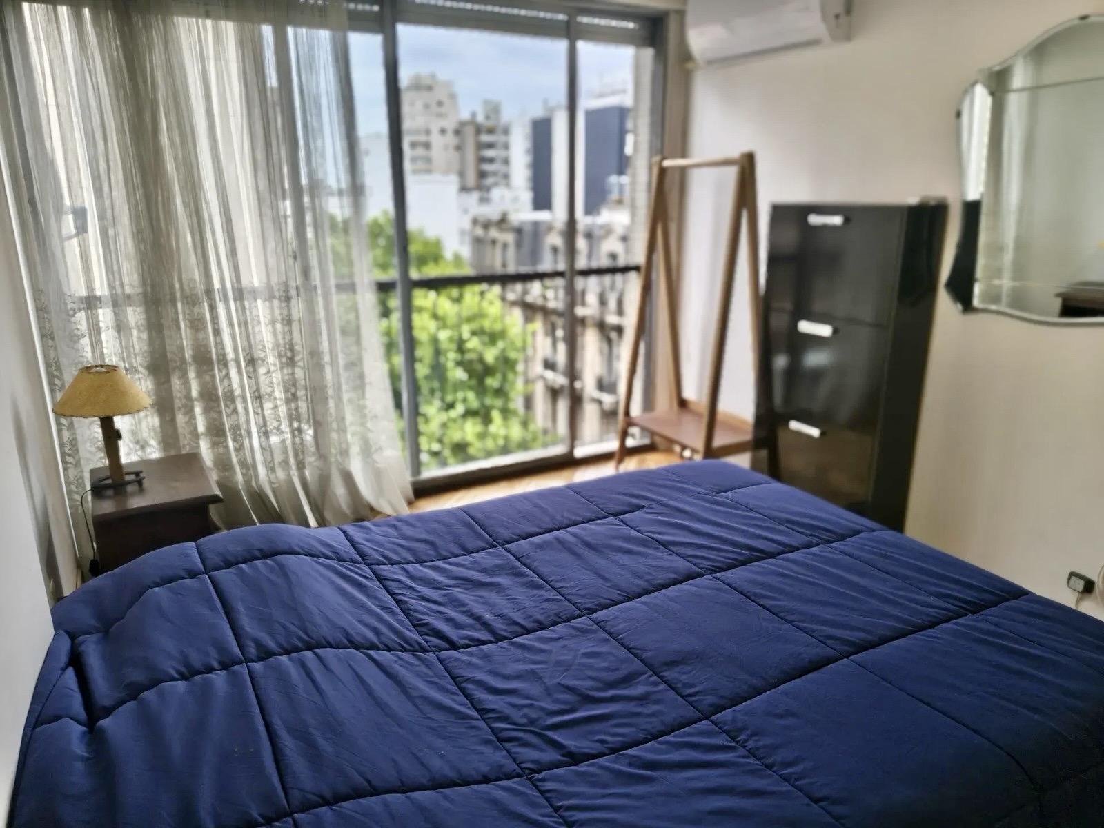 Alquiler de Apartamento Amoblado de 2 dormitorios en el Centro, Montevideo · Foto 8