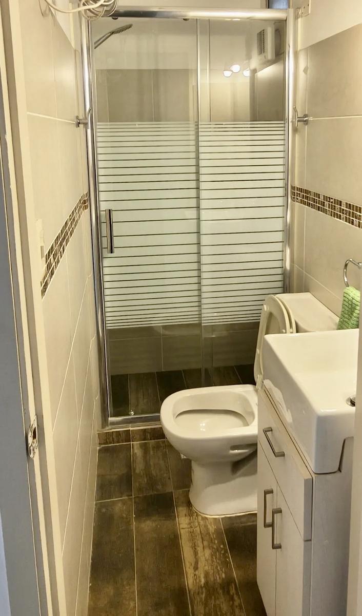 Alquiler de Apartamento Amoblado de 2 dormitorios en el Centro, Montevideo · Foto 11