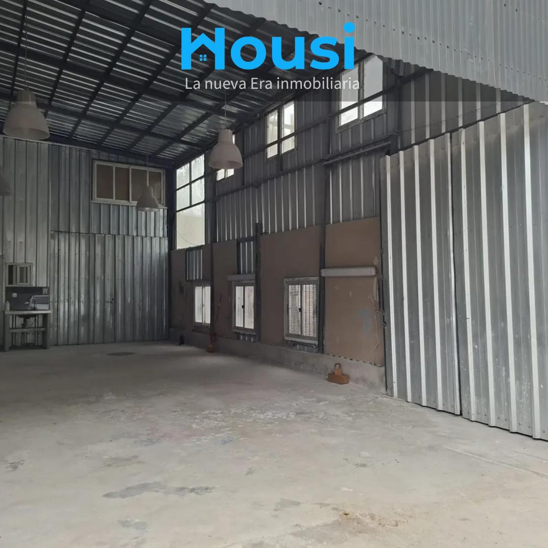 Alquiler amplio local comercial en Paso Carrasco