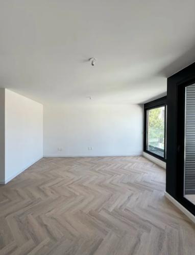 Apartamento De 2 Dormitorios En Alquiler - Costanera Village · Foto 2
