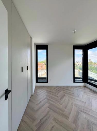 Apartamento De 2 Dormitorios En Alquiler - Costanera Village · Foto 3