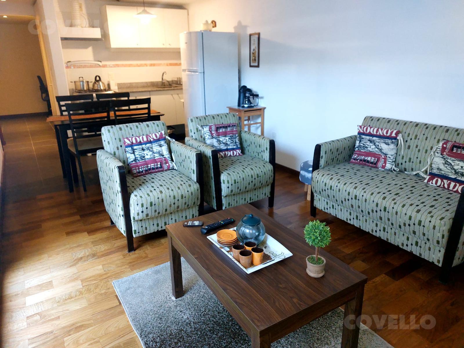 Alquiler 1 dormitorio con muebles, planta baja con patio prox. WTC