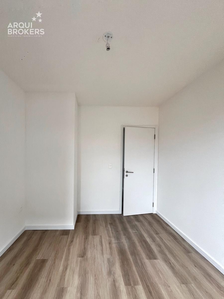 Apartamento de 2 dormitorios en alquiler en Cordón - 1301 · Foto 9