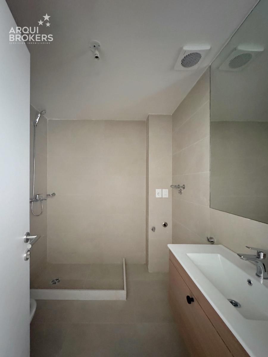 Apartamento de 1 dormitorio en alquiler en Cordón - 811 · Foto 10
