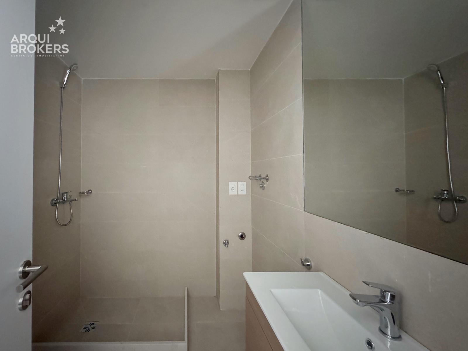 Apartamento de 1 dormitorio en alquiler en Cordón - 811 · Foto 11