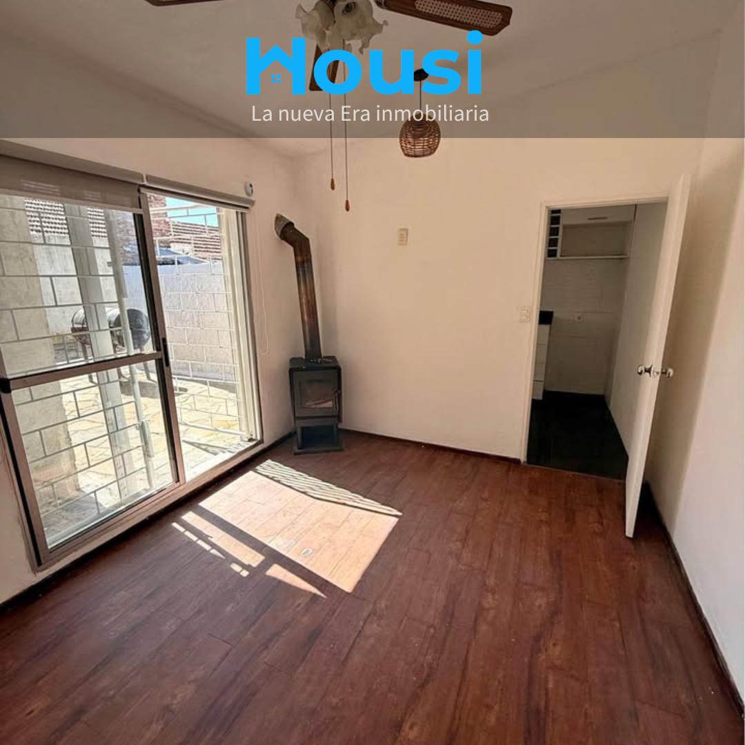 Alquiler Apartamento 1 dormitorio sin gastos comunes con patio y parrillero en Malvin