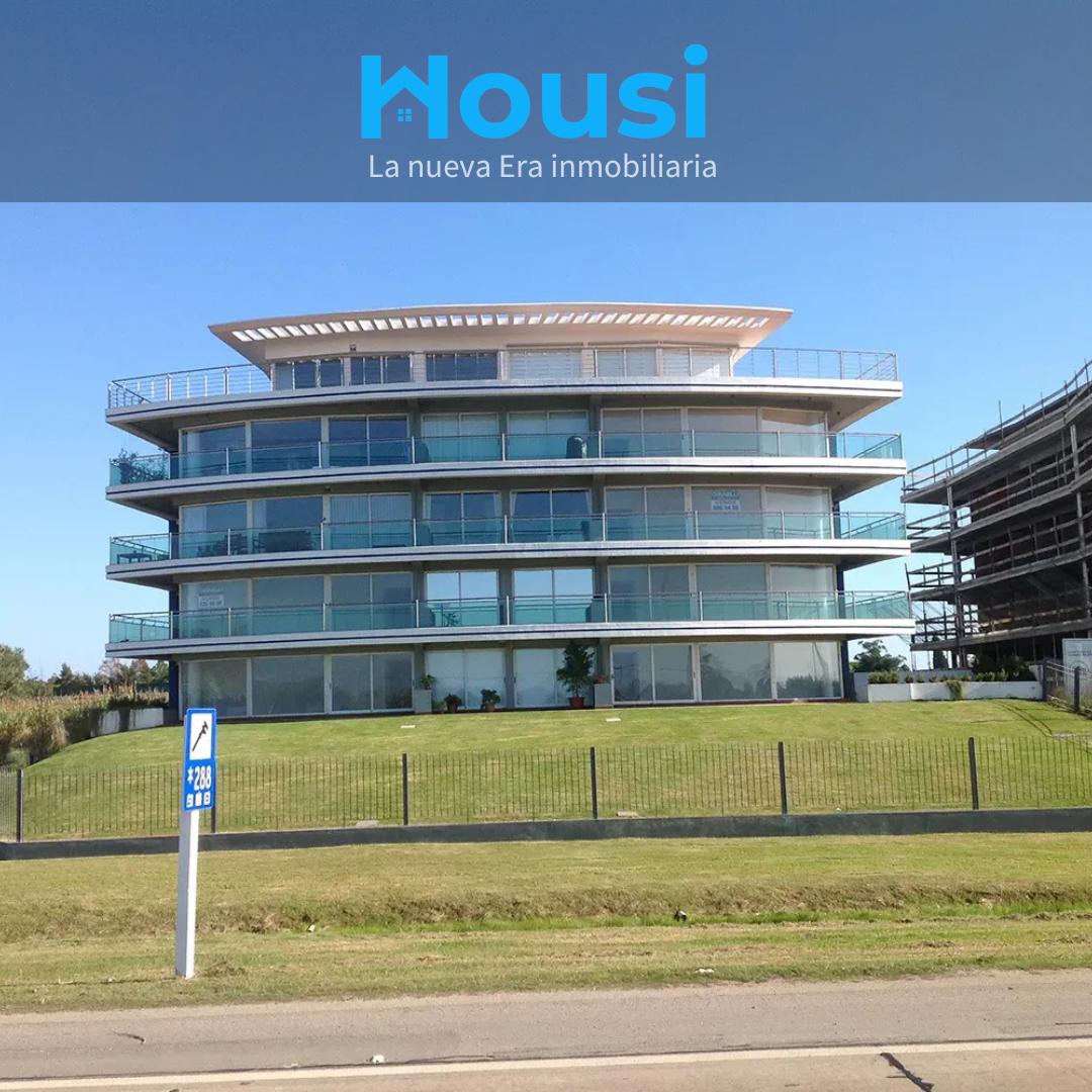 Venta Apartamento 1 dormitorio con terraza y garaje en excelente zona de Parque Carrasco