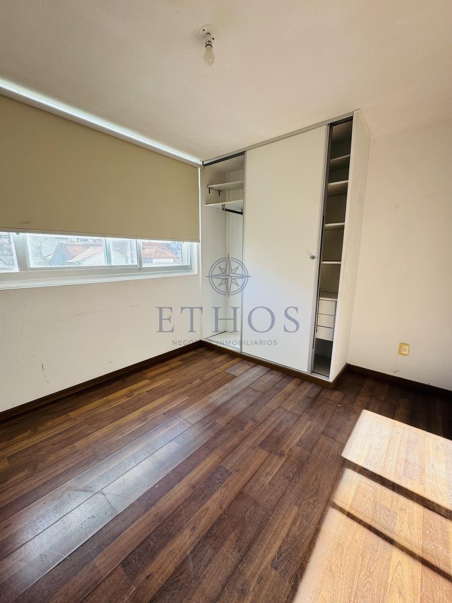 Alquiler Punta Carretas, 2 dorm, 2 baños, garaje · Foto 6