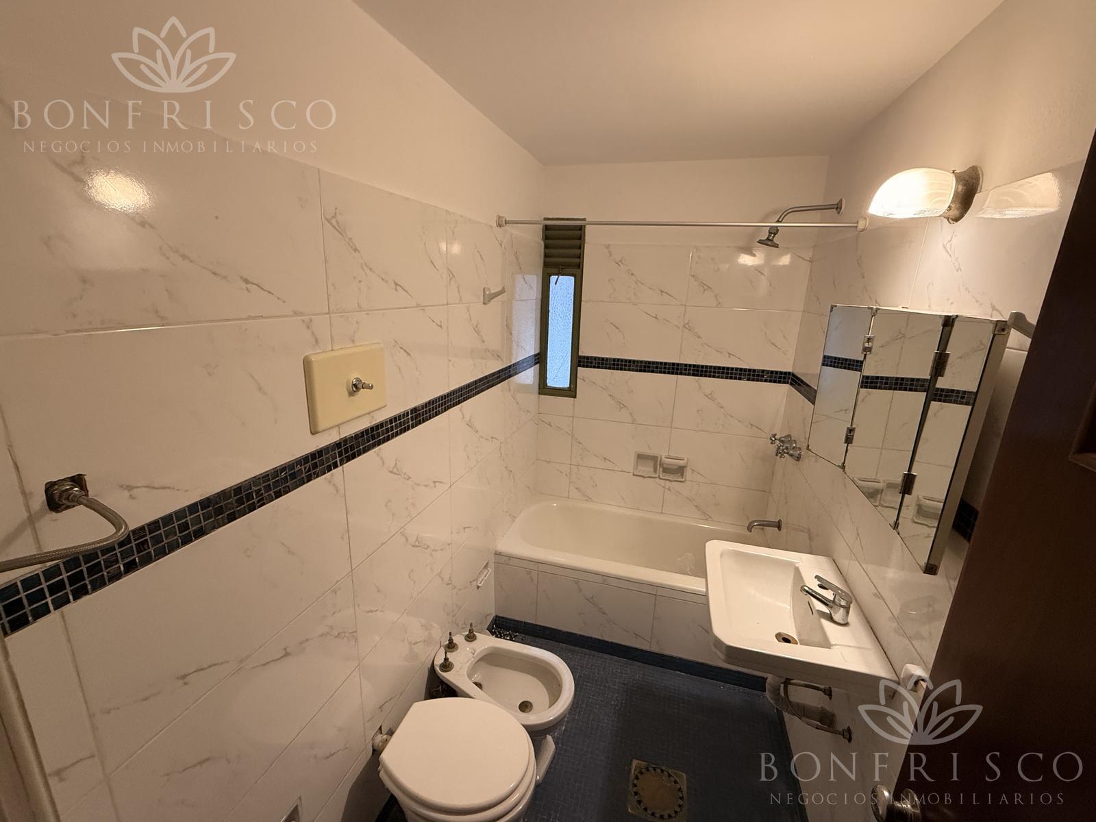 Apartamento en La Blanqueada · Foto 8
