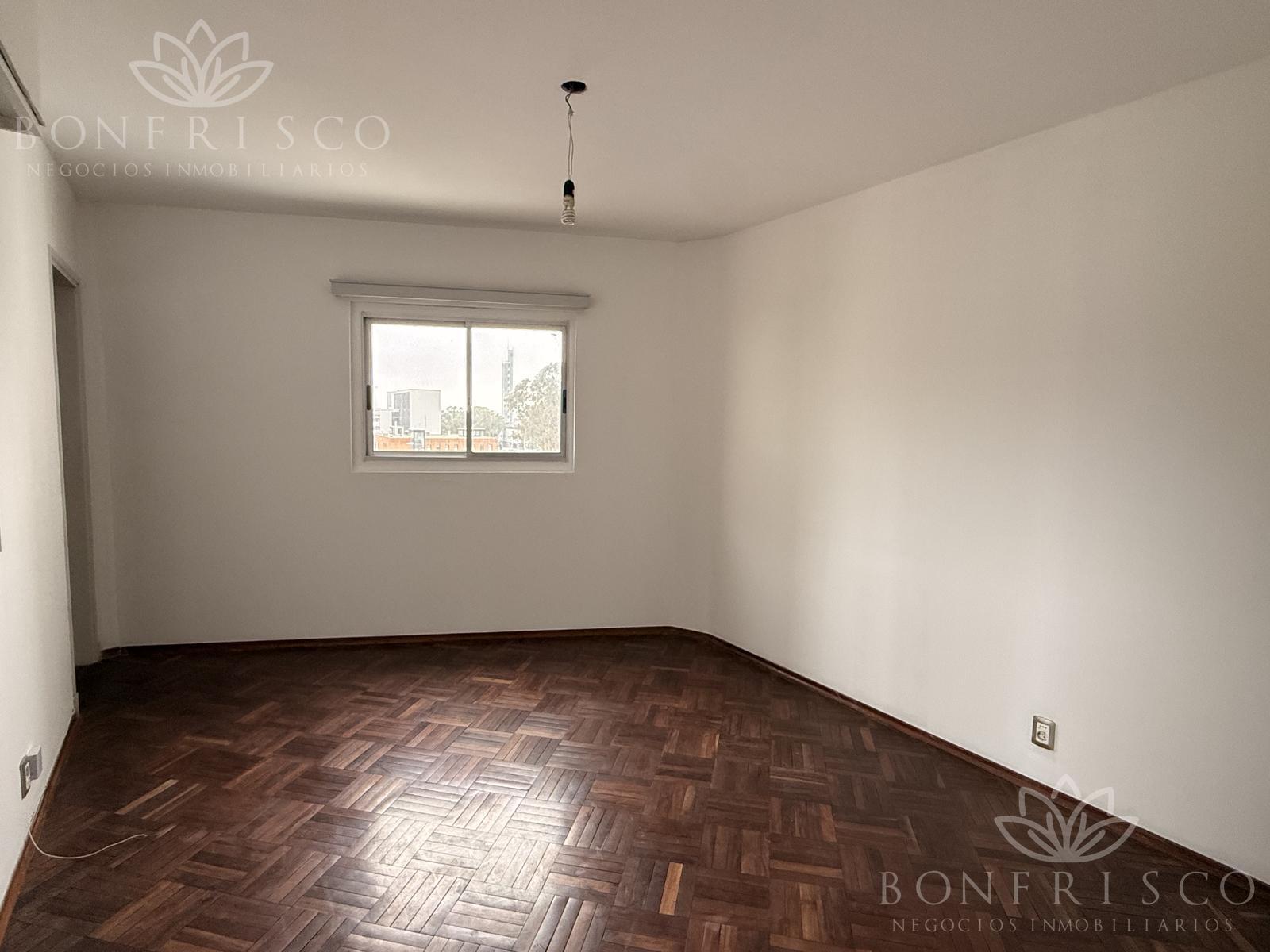 Apartamento en La Blanqueada · Foto 11