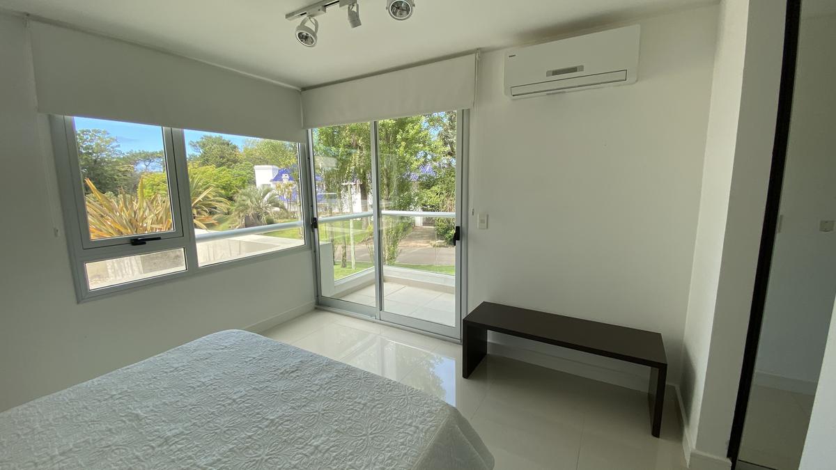 Apto, 2 dorm en suite, parrillero propio, amenitties - Playa Brava · Foto 11