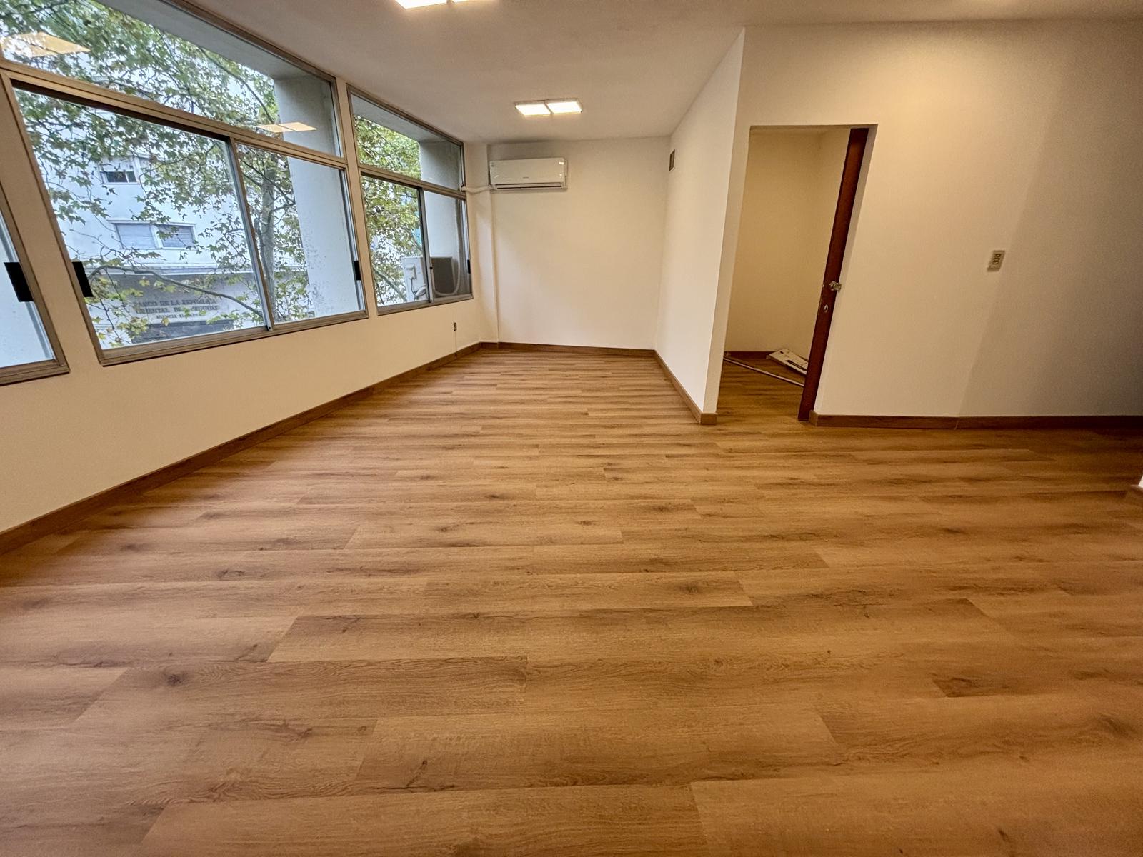 Alquiler oficina en Torre del Gaucho · Foto 2