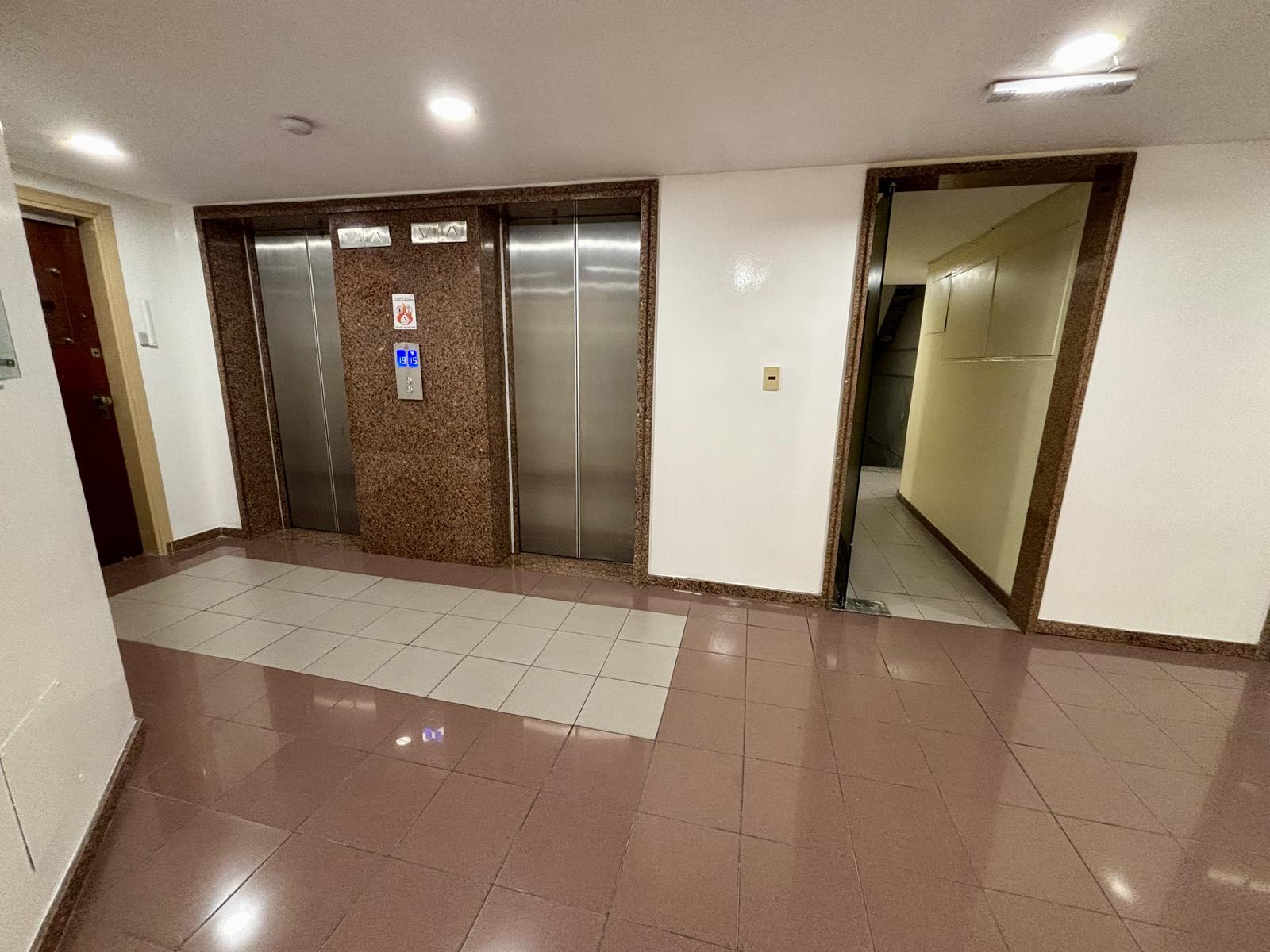 Alquiler oficina en Torre del Gaucho · Foto 10