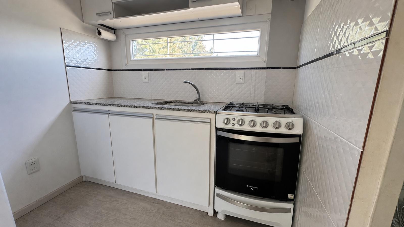 Casa en Alquiler 1 Dormitorio en Colonia Del Sacramento · Foto 2