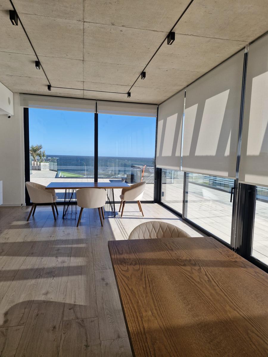 Apartamento en Playa Mansa · Foto 10