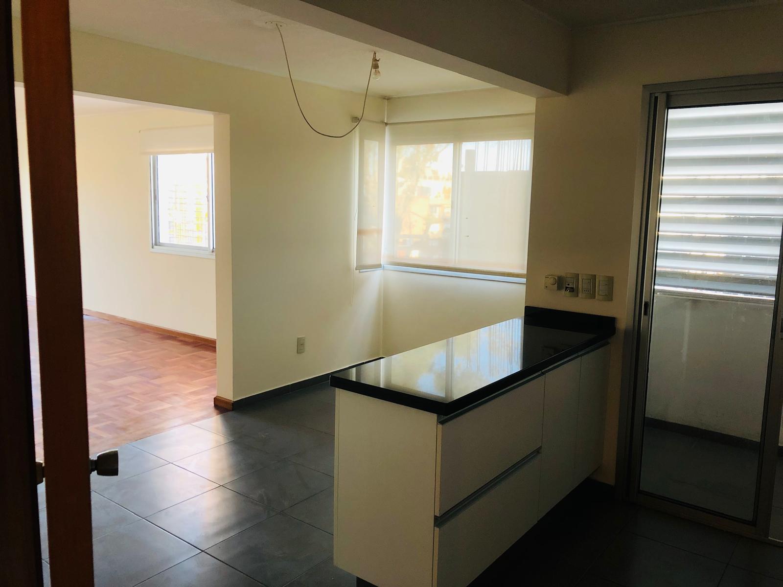 Alquiler Apartamento tres dormitorios con Garage doble en Malvín Sur - A pasos de la Rambla · Foto 9