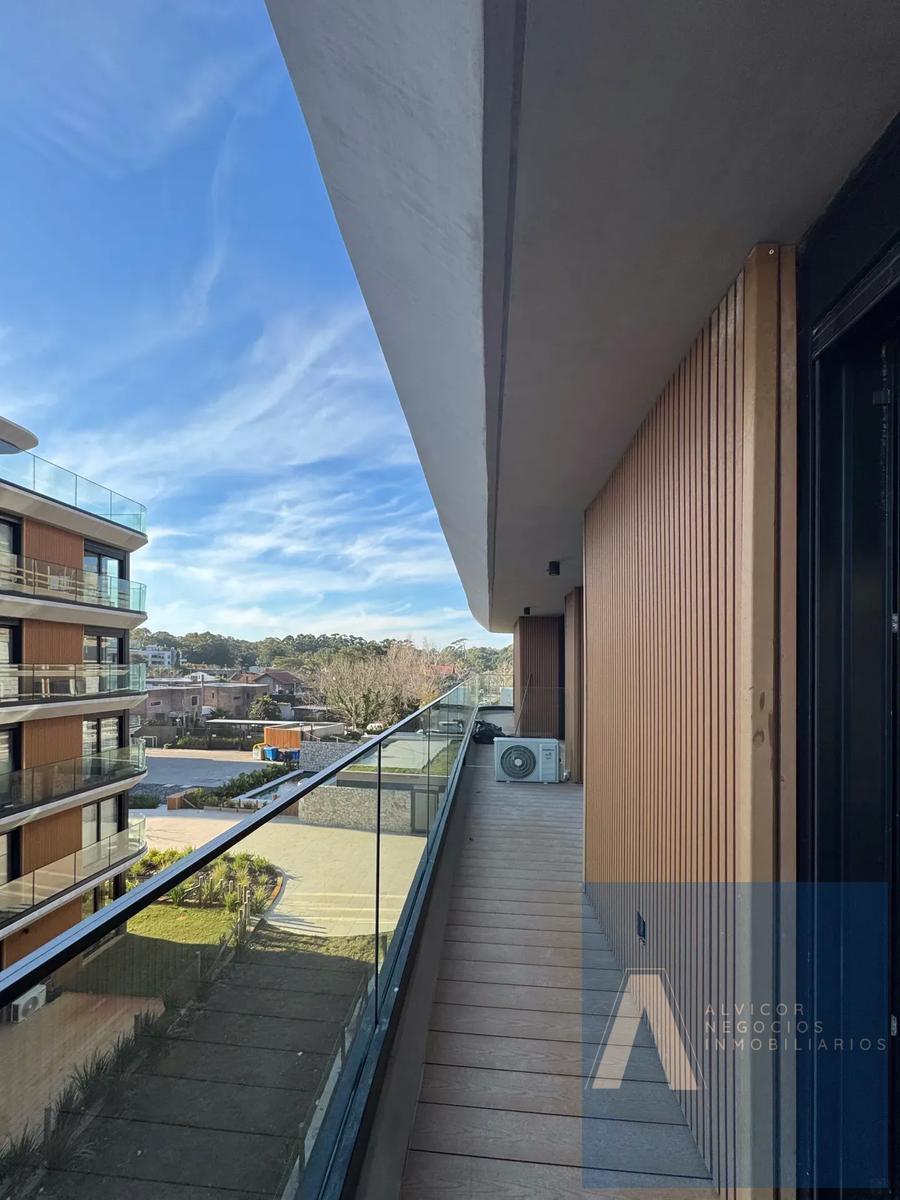 Apartamento de 2 Dormitorios con Garaje en Alquiler, Barra de Carrasco AP8559479 · Photo 4