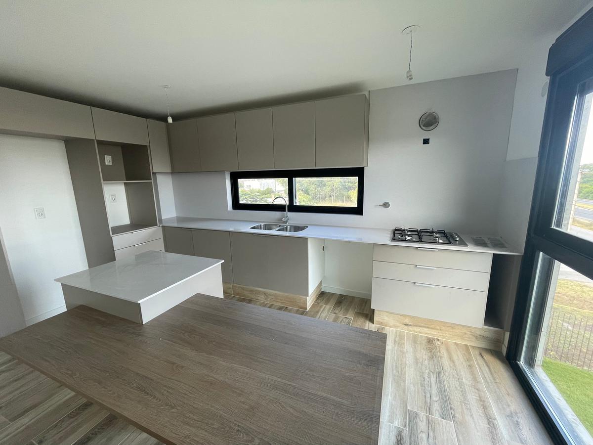 Divino apartamento en alquiler sobre la Rambla · Foto 7