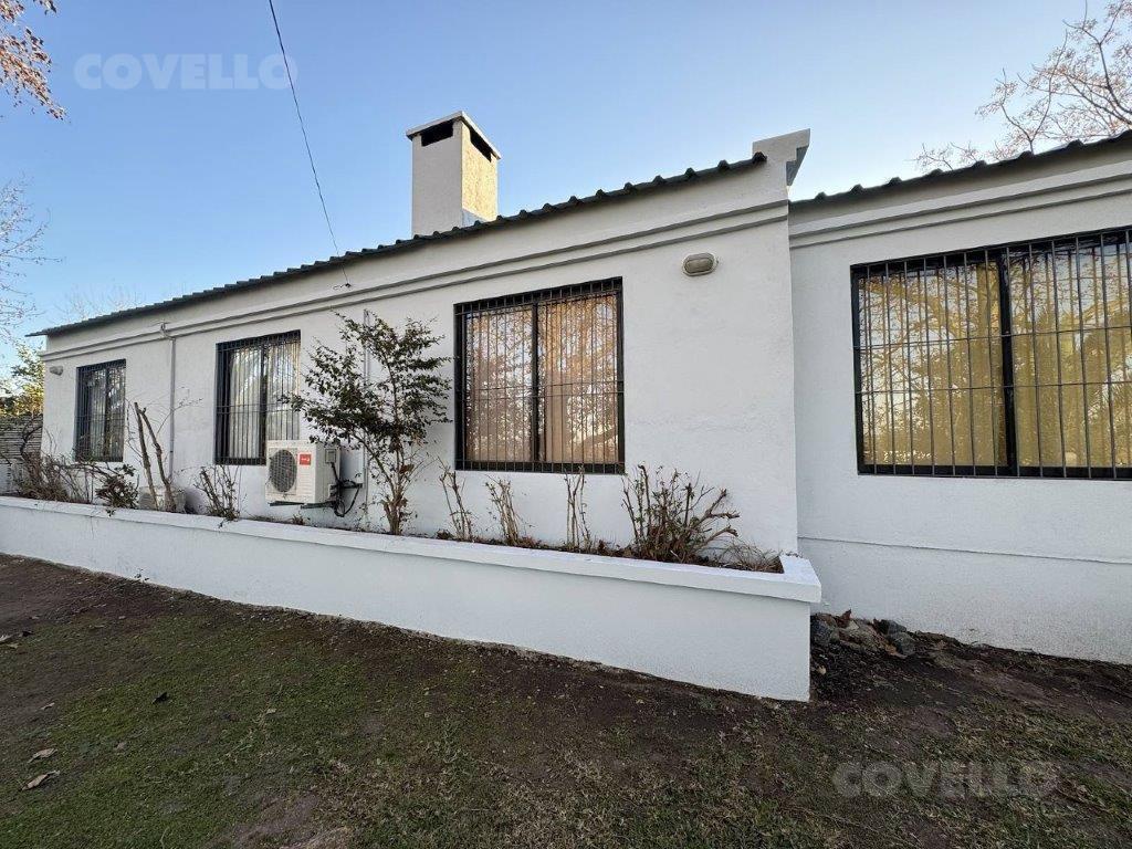 Alquiler Hermosa casa con dos dormitorios excelente ubicación Colonia del Sacramento · Foto 1