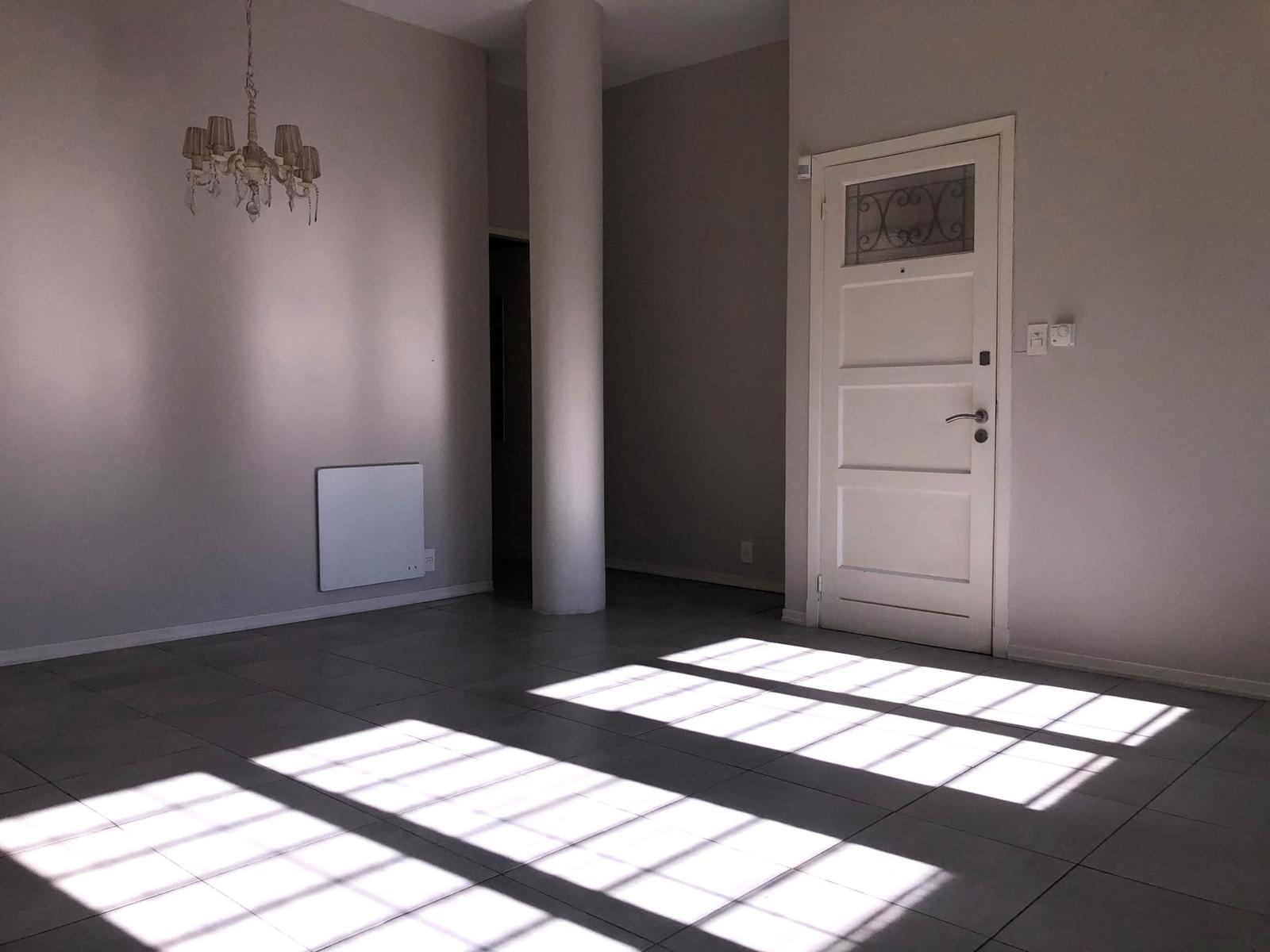 Alquiler Casa 3 dormitorios 3 baños con jardín, garaje y parrillero en Parque Rodó · Foto 9