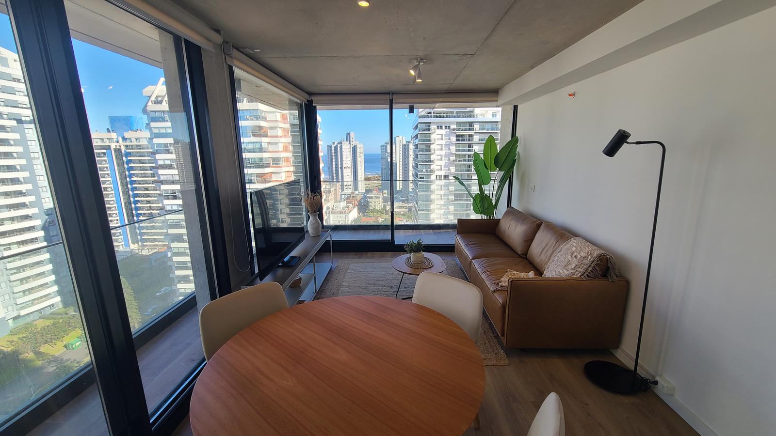 Departamento en Alquiler a Pasos del Playa Mansa y Brava - TM10336162 · Foto 3