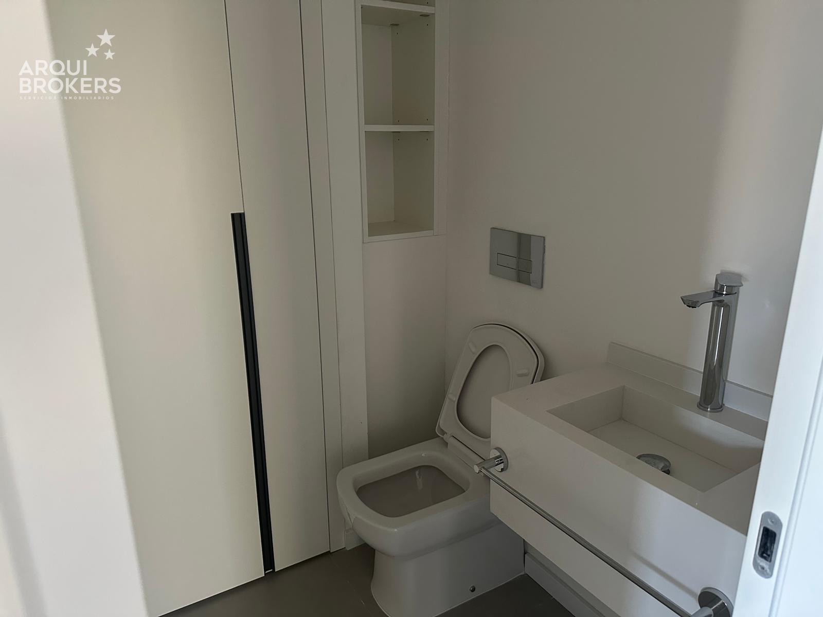 Apartamento de tres dormitorios en alquiler en Parque Roosevelt - 607 · Foto 9
