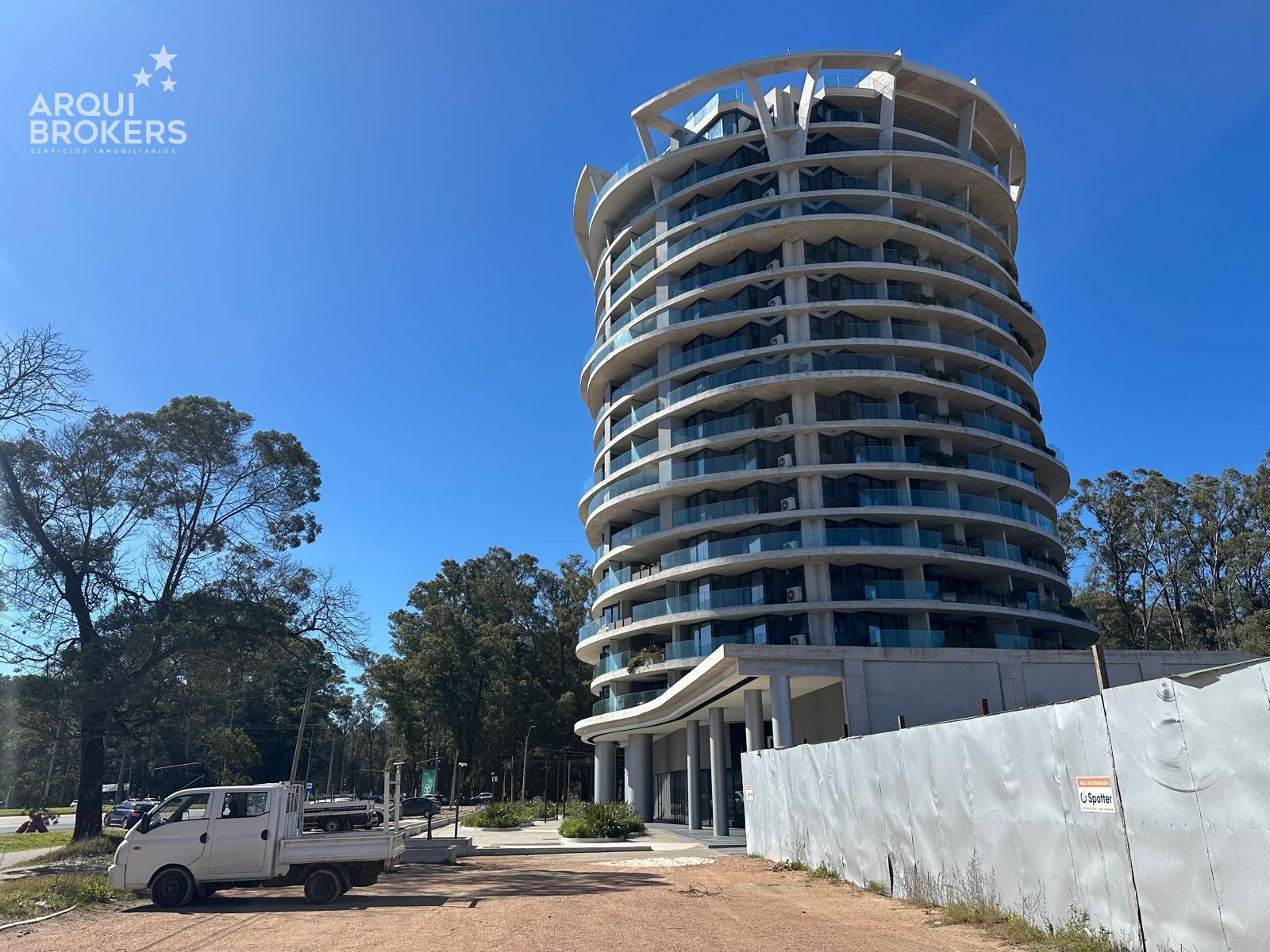 Apartamento de dos dormitorios en alquiler en Parque Roosevelt - 1101 · Foto 2