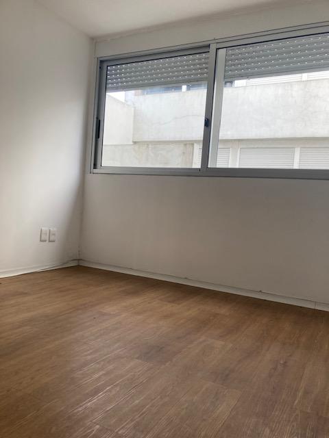 Alquiler de Apartamento 2 dormitorios Millan y Br Artigas con garaje · Foto 9