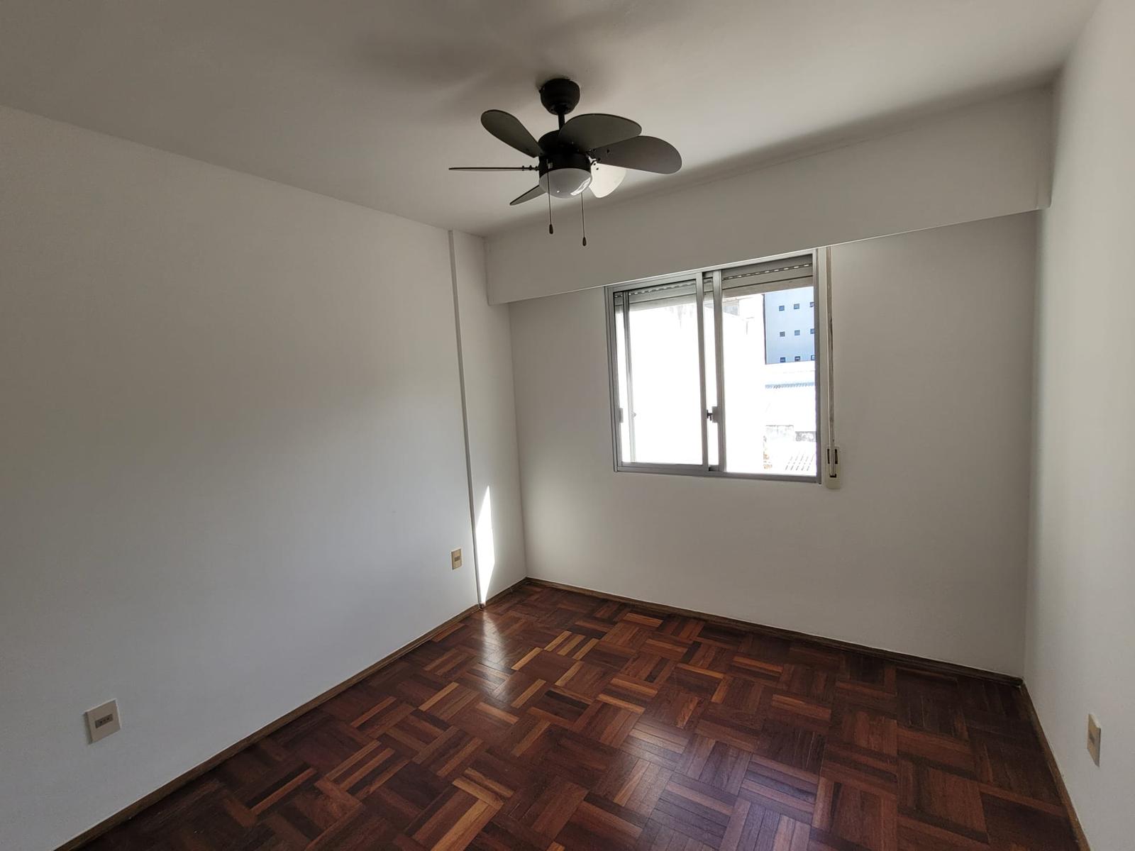 Apartamento al frente , 2 dorm, Centro · Foto 12