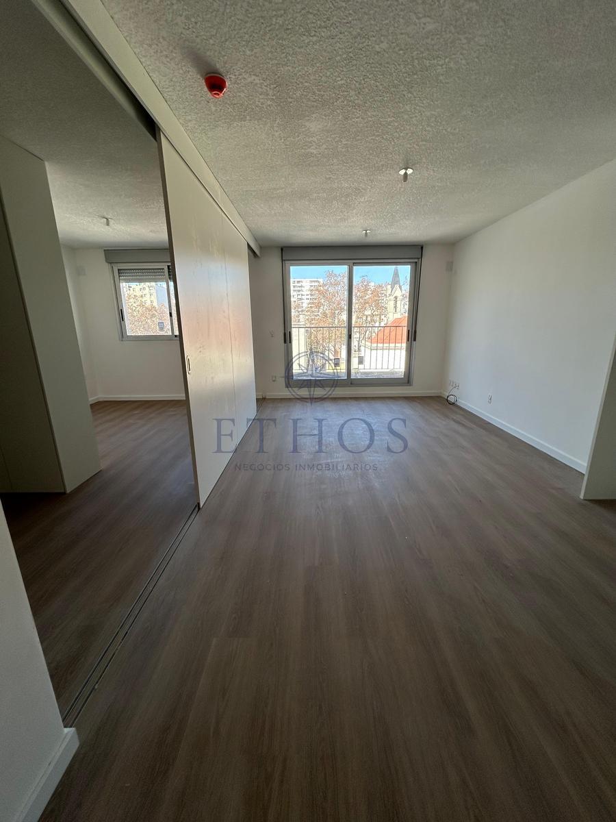Alquiler de apartamento de un dormitorio en Cordón · Foto 9
