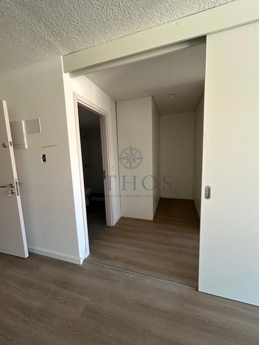 Alquiler de apartamento de un dormitorio en Cordón · Foto 11