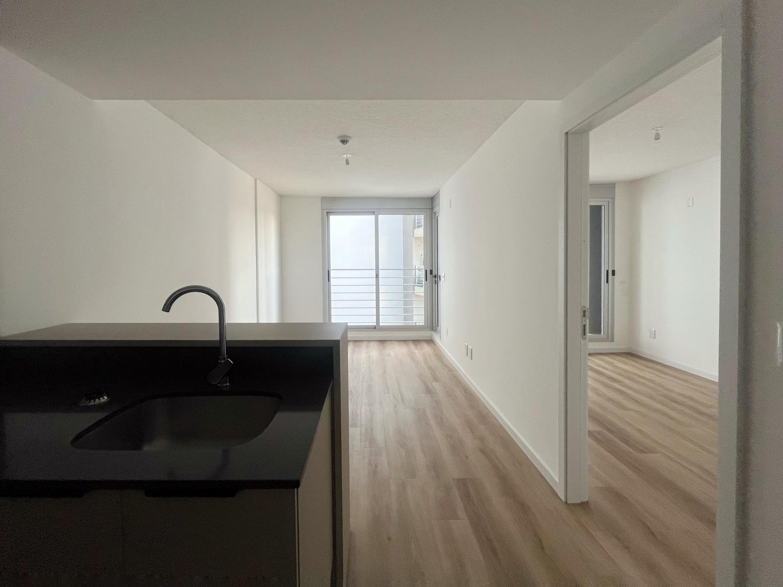 Alquiler Apartamento 1 Dormitorio en La  Comercial · Foto 2