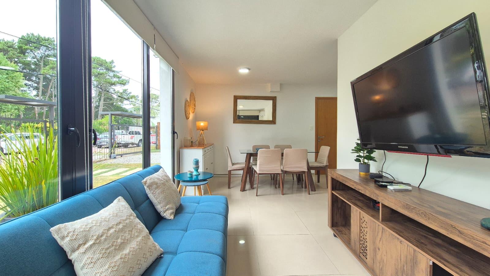 Alquiler Anual Apartamento 2 Dormitorios con Parrillero Punta del Este