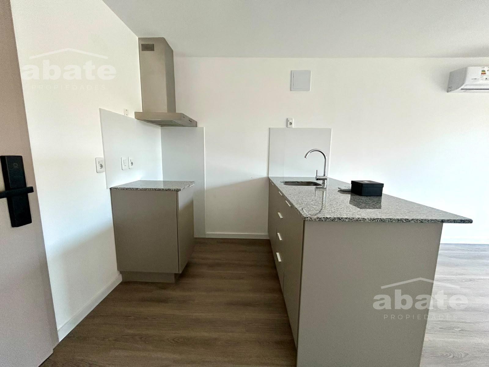 Alquiler Apartamento de 1 dormitorio con garaje , en La Blanqueada próximo al Hospital de Clínicas · Foto 8