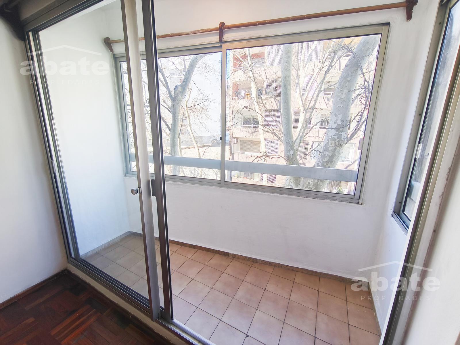 Apartamento de 1 dormitorio con Garage en Cordón · Foto 3