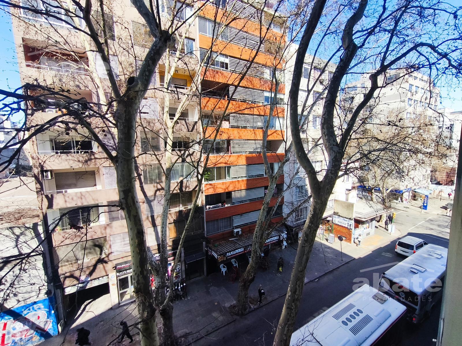 Apartamento de 1 dormitorio con Garage en Cordón · Foto 4